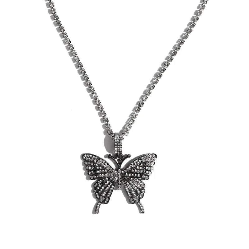 Butterfly Pendant Necklace Female Shiny Crystal Clavicle Chain Fashion New Design Jewelry