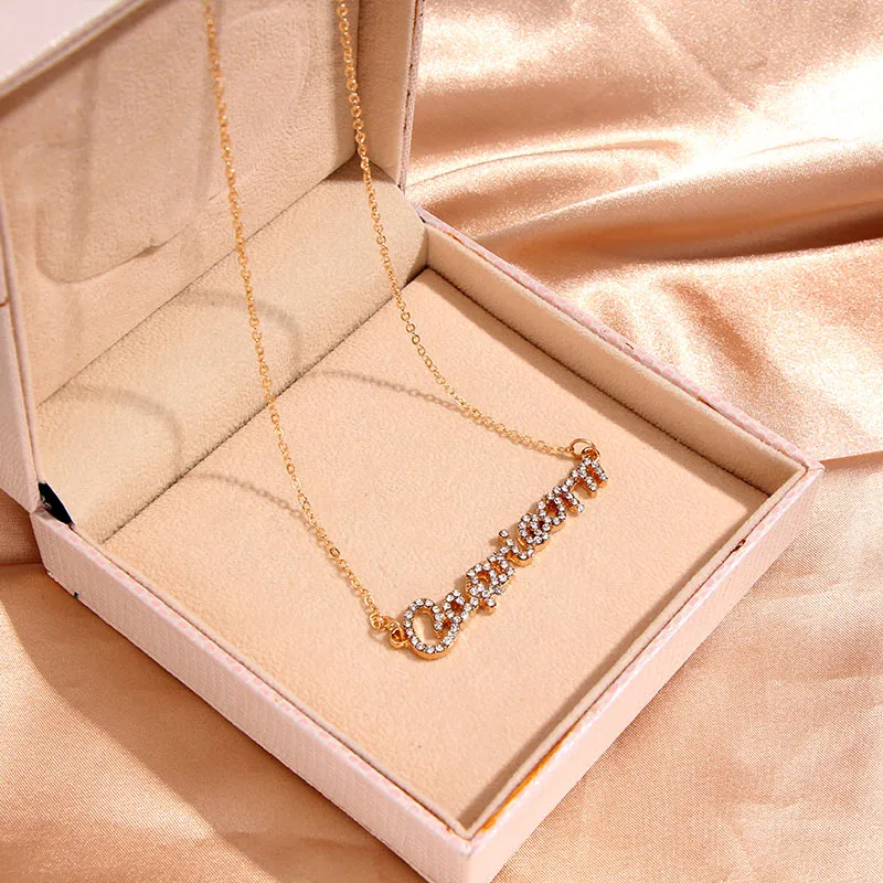 Butterfly Pendant Necklace Female Shiny Crystal Clavicle Chain Fashion New Design Jewelry