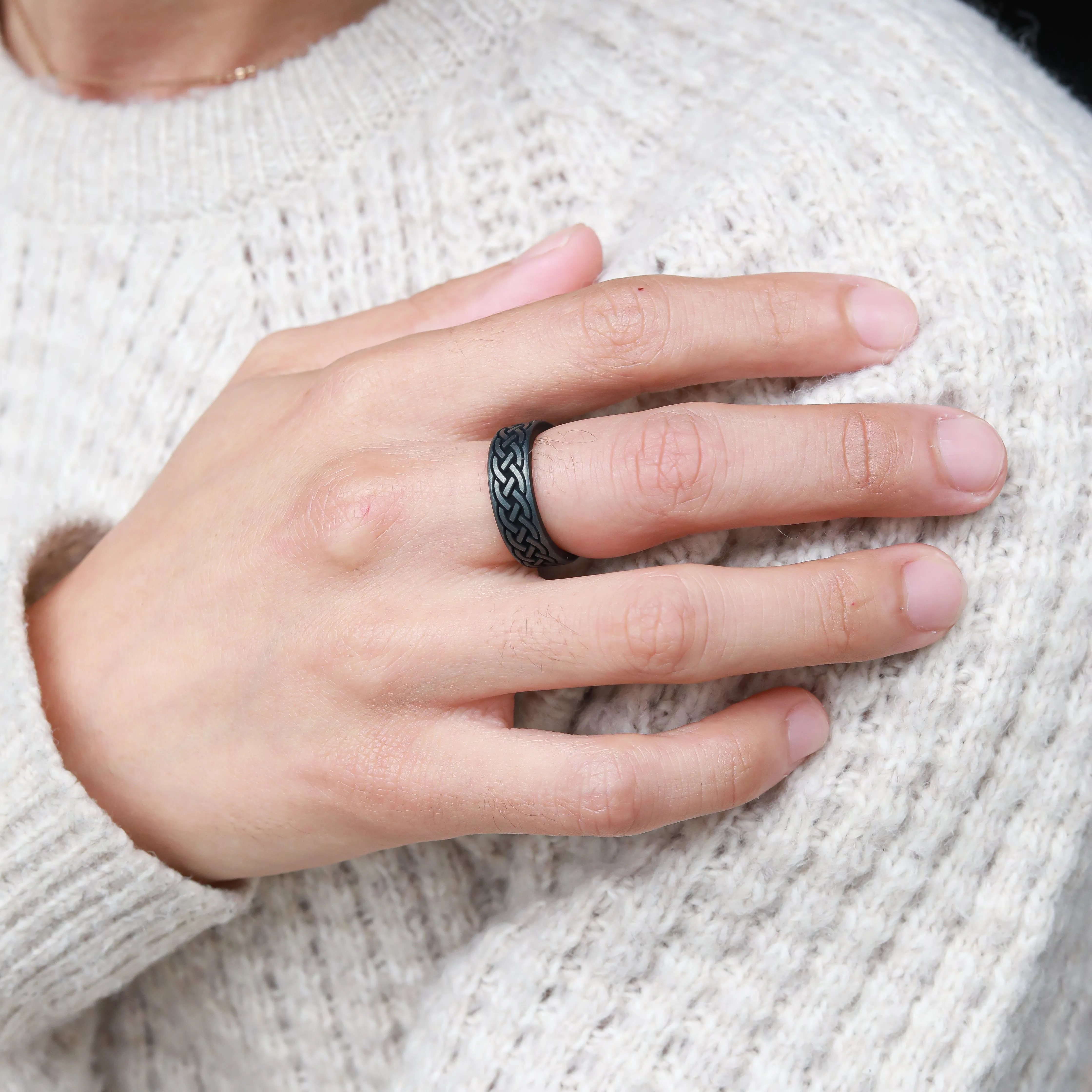 Celtic Sailor's Knot Silicone Ring - Dual Layer Engraved