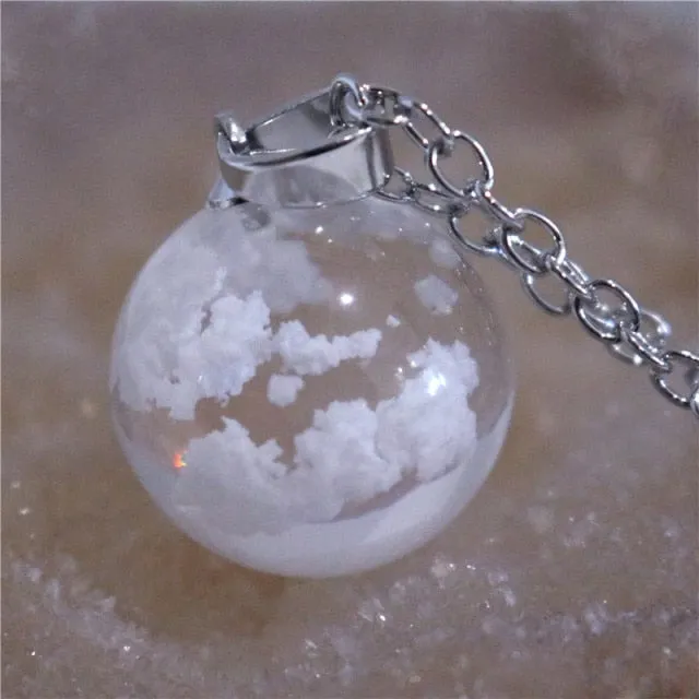 Chic Transparent Resin Rould Ball Moon Pendant Necklace Women Blue Sky White Cloud Chain Necklace Fashion Jewelry Gifts For Girl