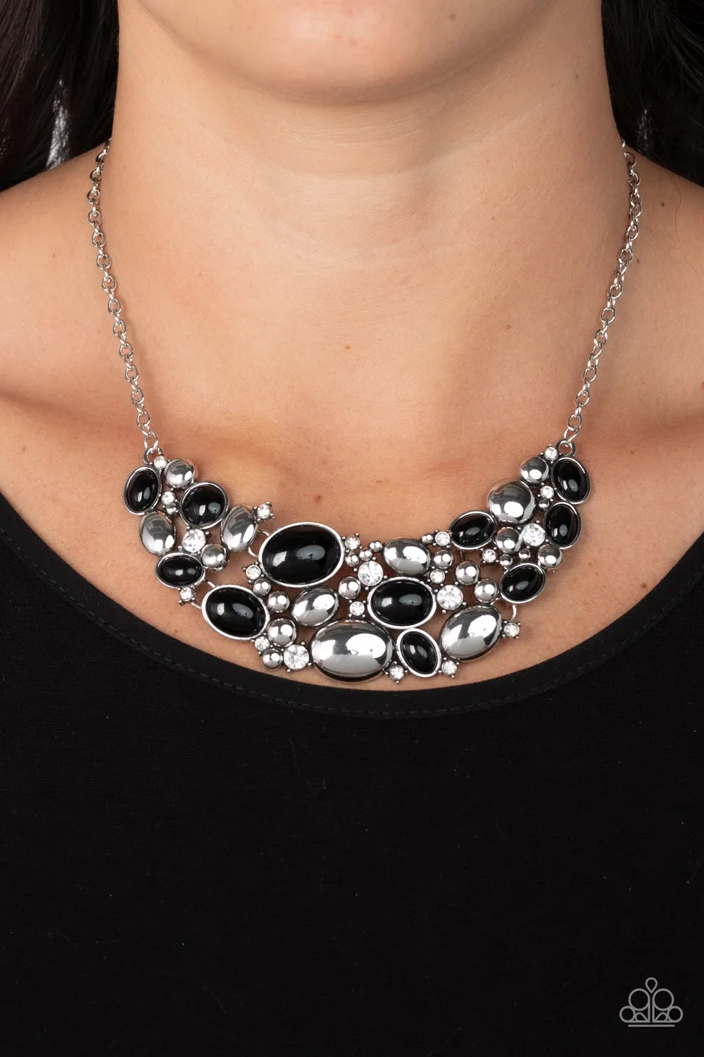 Necklaces Contemporary Calamity - Black