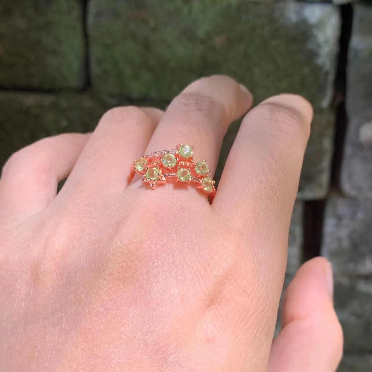 Star Crown Peridot Rose Gold Resizable Ring