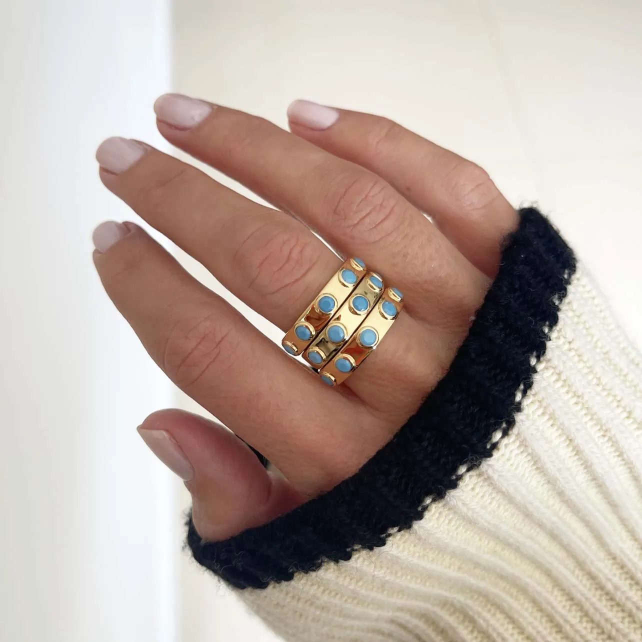 TURQUOISE CRYSTAL RING