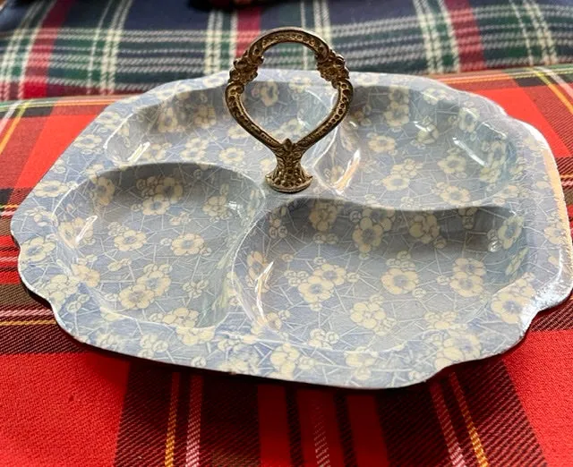 Vtg Chintz 4 Section Hors D'oevres Handled Trefoil Relish Dish Tray Light Blue Transferware