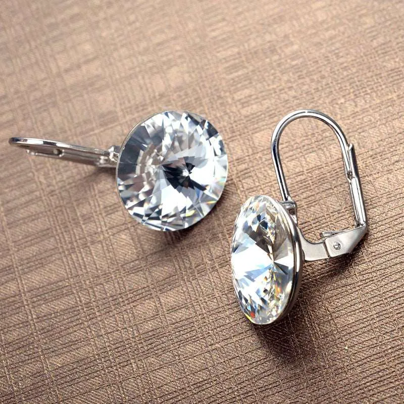 Women's Simple and Elegant Crystal Earrings