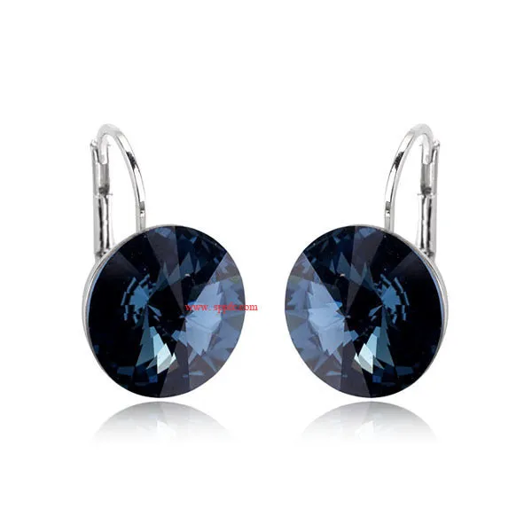 Women's Simple and Elegant Crystal Earrings