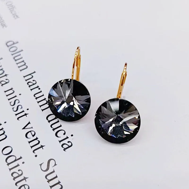 Women's Simple and Elegant Crystal Earrings